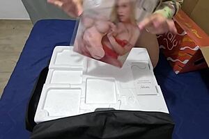 unboxing tantaly britney 2.0, wanna see how to use a sexy doll for wild rides?