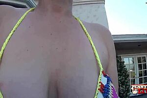 Check out Penny Pax and Kendra Cole's outdoor muff diving and ass licking