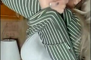 Hot Mature Fucks Zucchini Dildo Til Explosive Orgasm