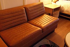 Horny hotwife sucks stranger's monster cock on vacation