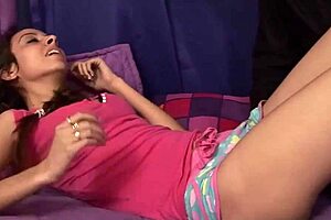 Beste Ehefrau wird zur leichten Schlampe für harten Fick