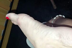 is this latina flashing her pussy during the casting interview?