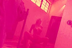 jessi summers gets off making her guy explode! 💦