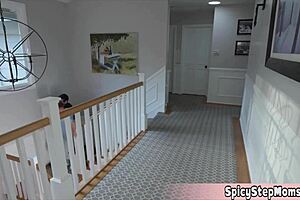 Stepmoms lesbian fun 😍