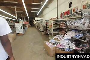 mall adventures with beautiful latina milf outdoors