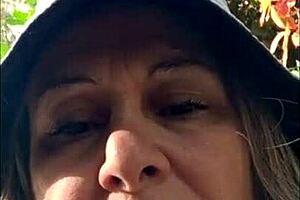 I's a slave endurin public humilations in tha city