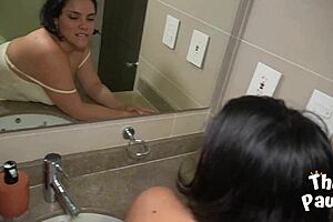 Sharing Bathroom for Hot Colombian Screw