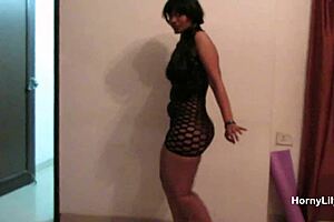 Big Ass Indian Milf Dances To Bollywood Song