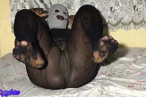 Wife Demands Intense Pussy Licking In Homemade Lingerie