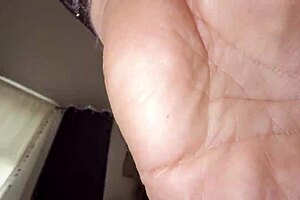 बीबीडब्ल्यू घर पर जोरदार चुदाई के साथ मेस्सी क्रीमपाई से भर जाती है