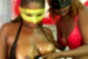 I teased my ebony bodybuilder wife with spanking and assplay until she orgasmed on my monster cock in our apartment