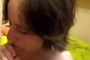 Milf Ukraine blowjob dan seks missionary POV creampie! Aksi hardcore!