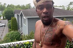 getting kinky? rome major mounts her big tits