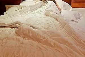 miss raquel as lil red riding hood giving halloween blowjob 😈