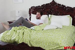 i secretly crushed my milf stepmom in the bathroom with assfucking and gaping