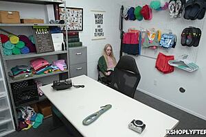Security guard mouth fucked the shoplifter babe emma starletto in the office