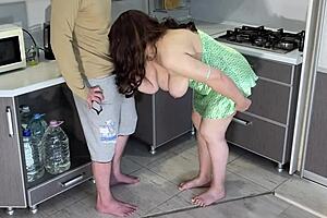 I, the dominant lesbian beauty, fucks my new submissive girlfriend