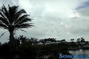 Bigtits Cougar Bounces On Monster Cock Anal