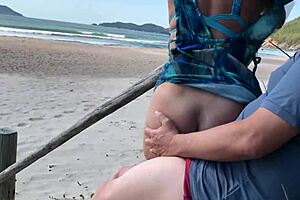 Milf teases stranger then gets ass fucked publicly 😏