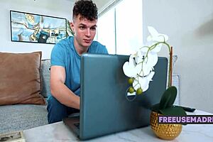 Hey, teen hacker, you gotta serve my big booty now!