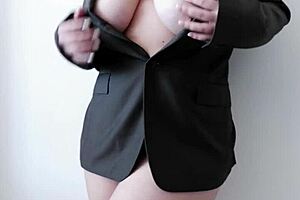 big boobs bbw, are you masturbating your hairy pussy?