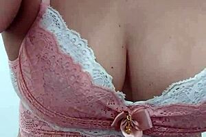 Arrume-se comigo para a live e conversando dia a dia de uma modelo de conteúdos adulto.