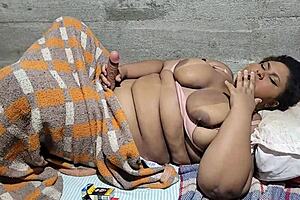 胖后妈，想要大鸡巴射大量精液吗？