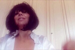 Stepmommy, so YOUNG 18+ and KIND, gets naughty!