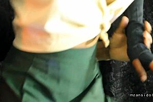 18 year old’s creamy pussy on display