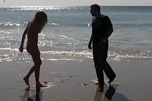 licking pussy of a seductive mom