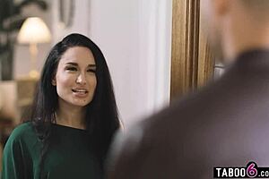 Imagine big ass milf gabi paltrova squirting in her ex boyfriend's friend's face