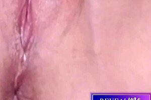 Horny milf reveals her wet hairy pussy in an intense vibrator cum show 😍