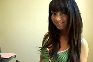 paulina james sucking two big cocks in fishnets and heels