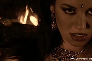 Sexy Brunette Enjoys Ritual Fun Moments