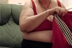 Marie becomes a new slave bitch under male domination