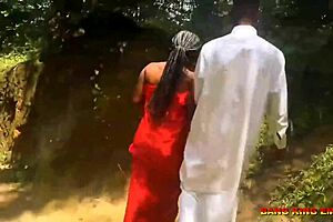 indian girlfriend fucks outdoor in bush with monster cock 😍