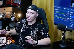 Belinha Baracho seduces host with sensual kisses and grabs his dick