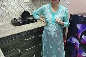 Desi Indian Big Boobs Stepmom Teaches Stepson How To Fuck