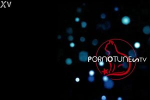 I couldn't resist fucking my ugly boss!