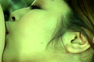 زوجة يابانية ميلف تتوسل لقذف عميق في جاف غير محظور