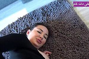 i had sex with that big ass iranian milf who went to her boyfriend's house to give her pussy