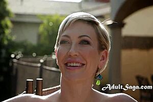 нельзя ходить голой на открытые дома, мужики захотят тебя трахнуть