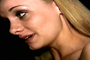 Leah wilde deepthroats in lingerie?