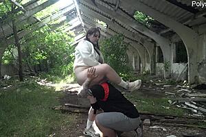 Hot public pegging session in sunny weather today