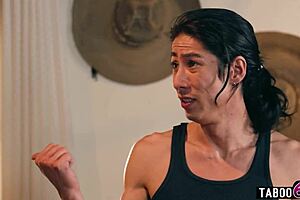 Stripper stepmom Lauren Phillips dped by stepsons!