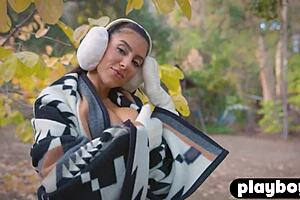 attractive big tits babe does sexy striptease, exposing amazing body 😍