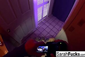 pornstar sarah jessie gives a bj in the bathroom