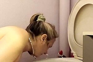 2024 09 10 esclave f la l�che chiottes