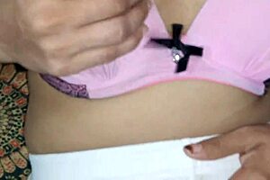 My indian girlfriend gives me a super sexy handjob in hindi