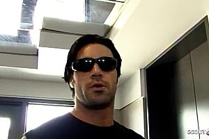 רייצ'ל סולרי עגולות עם שדיים גדולים מדברת ונאספת לקאסטינג זיון!